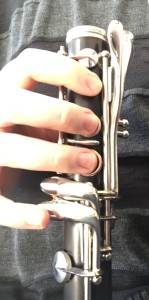 ClarinetBadHands1